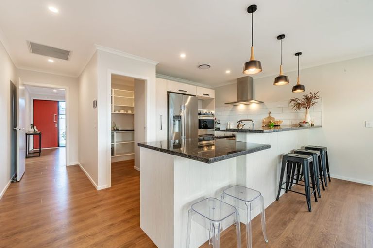 Photo of property in 79 Mawai Hakona Drive, Wallaceville, Upper Hutt, 5018