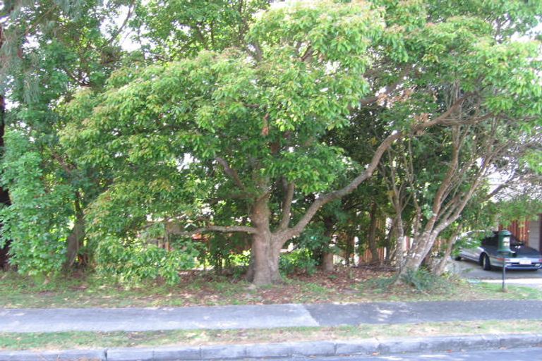 Photo of property in 24 Robin Lane, Browns Bay, Auckland, 0630