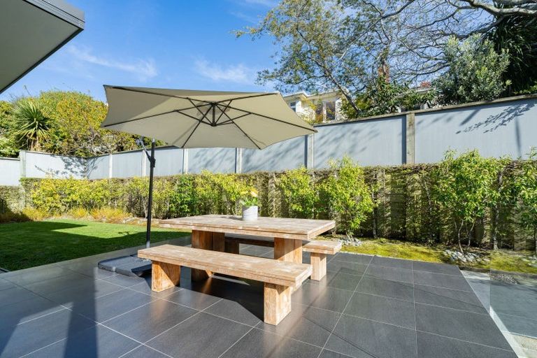 Photo of property in 25 Leven Street, Roslyn, Dunedin, 9010