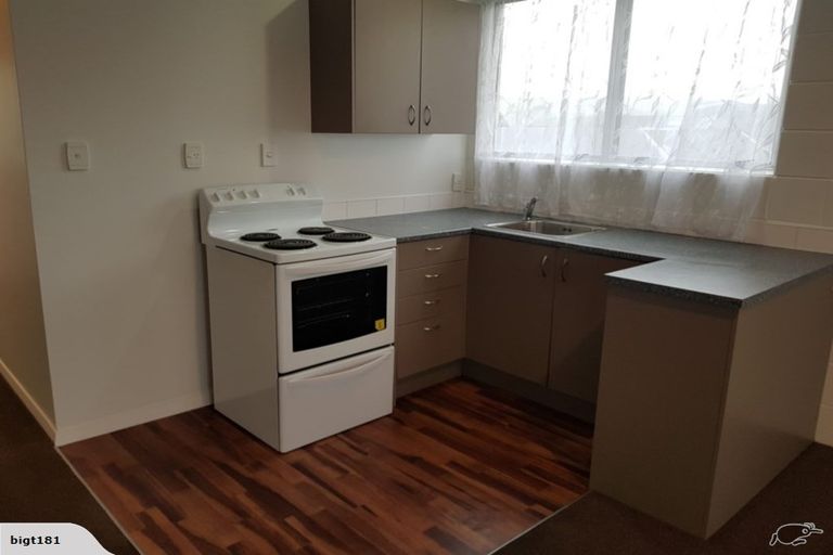 Photo of property in 8/112a Olliviers Road, Phillipstown, Christchurch, 8011