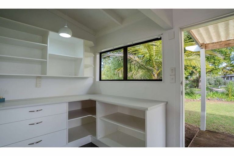 Photo of property in 6a Hawkings Crescent, Kerikeri, 0230