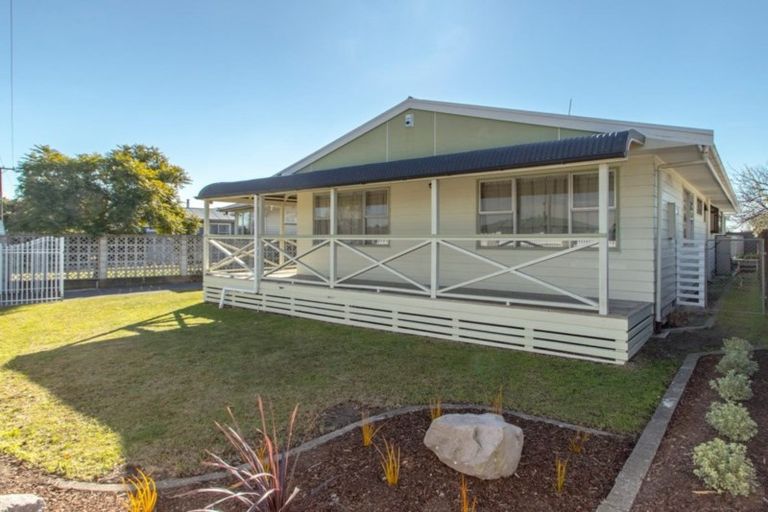 Photo of property in 86 Wycliffe Street, Onekawa, Napier, 4110