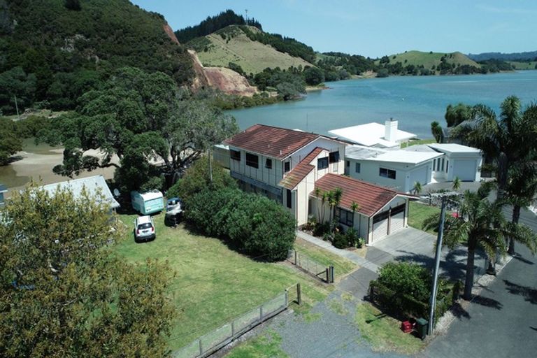 Photo of property in 16 Pataua Street, Pataua South, Onerahi, 0192