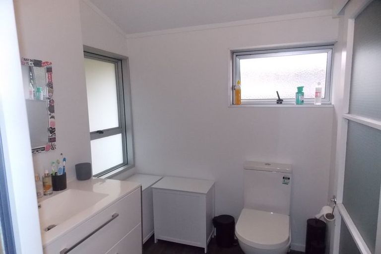 Photo of property in 34 Kelvin Grove Road, Kelvin Grove, Palmerston North, 4414