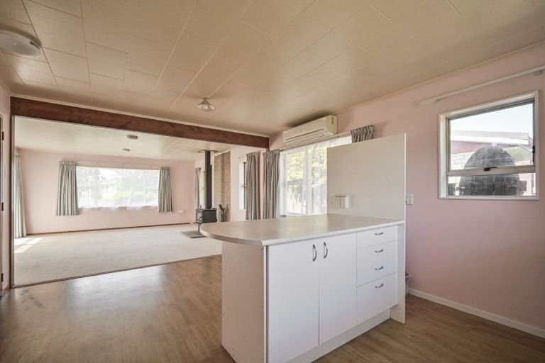 Photo of property in 20 Cartier Crescent, Flaxmere, Hastings, 4120