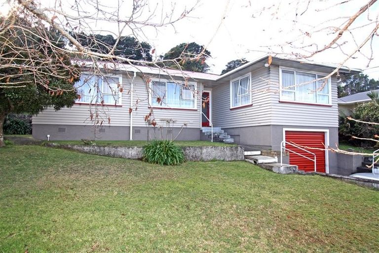 Photo of property in 11 Clearmont Crescent, Blagdon, New Plymouth, 4310