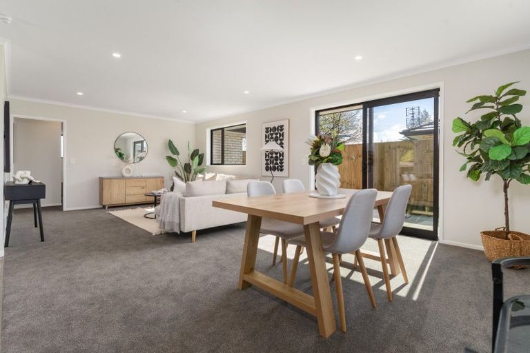 Photo of property in 37 Rhodes Street, Carterton, 5713