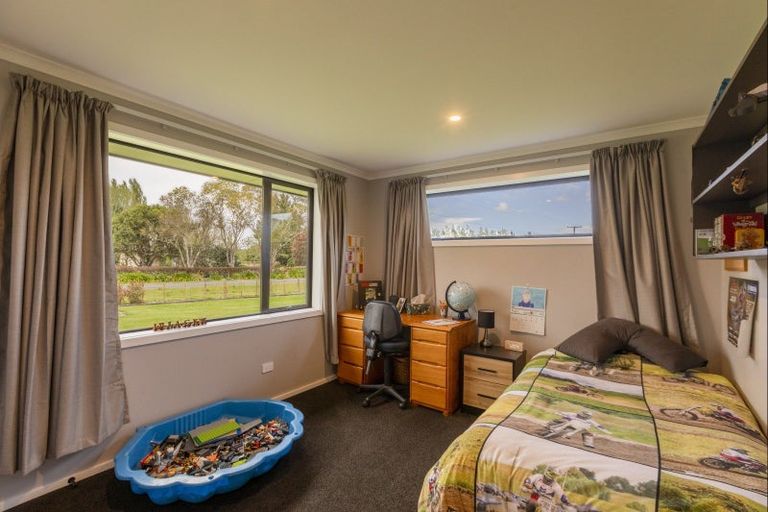 Photo of property in 102 Lindsay Road, Waipukurau, 4283