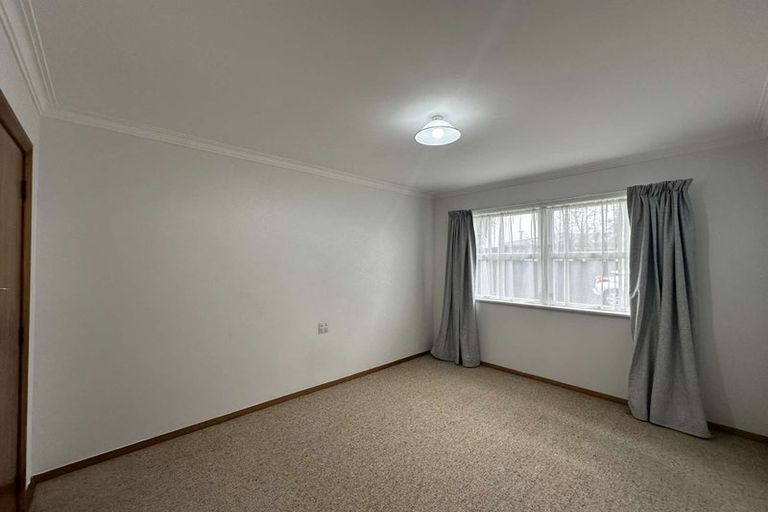 Photo of property in 7 Huia Place, Levin, 5510