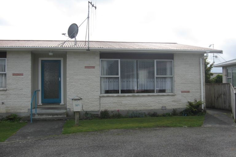 Photo of property in 14a Cambridge Street, Levin, 5510