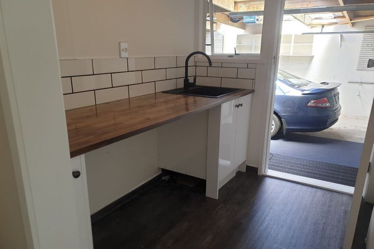 Photo of property in 6a Puni Street, Fitzroy, New Plymouth, 4312