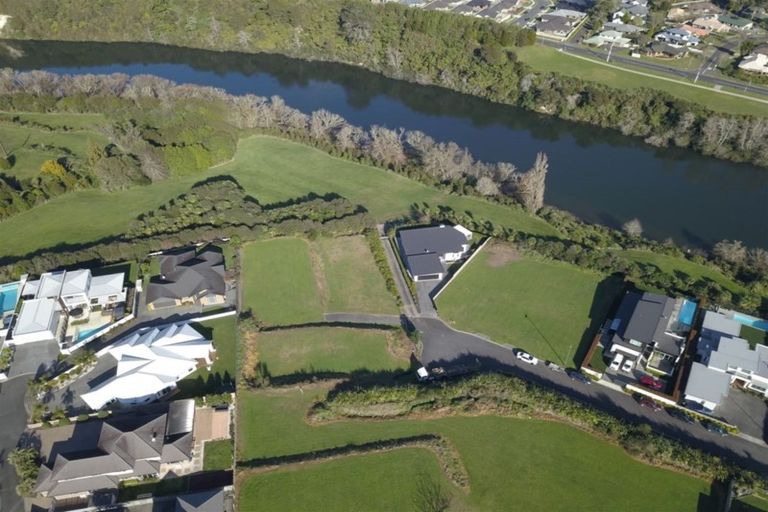 Photo of property in 24 Riverside Lane, Flagstaff, Hamilton, 3210