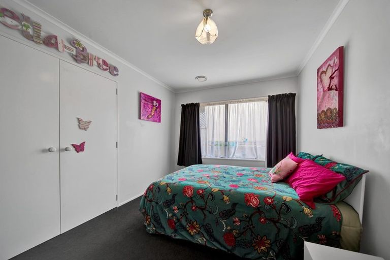 Photo of property in 6 Ashmore Drive, Frankleigh Park, New Plymouth, 4310