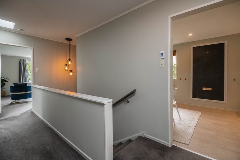 Photo of property in 41 Viewmont Drive, Harbour View, Lower Hutt, 5010