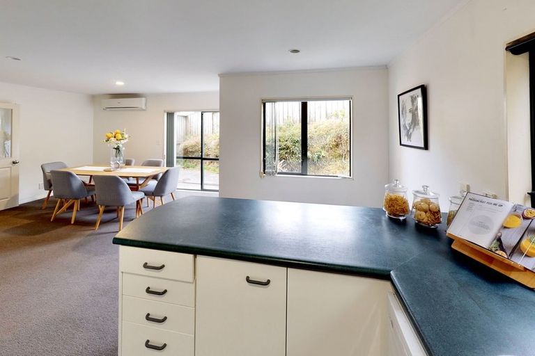 Photo of property in 98b Cortina Avenue, Johnsonville, Wellington, 6037