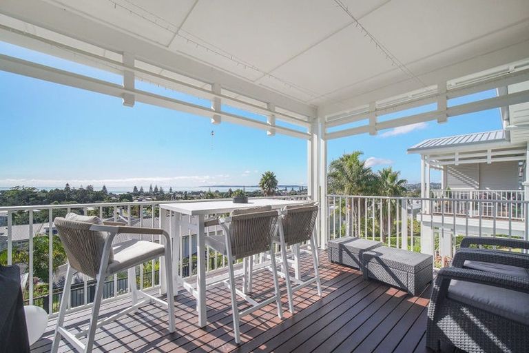 Photo of property in 48 Panorama Heights, Orewa, 0931