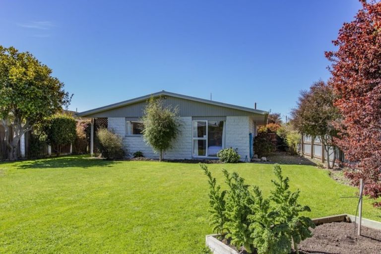 Photo of property in 3 Kinley Street, Rangiora, 7400