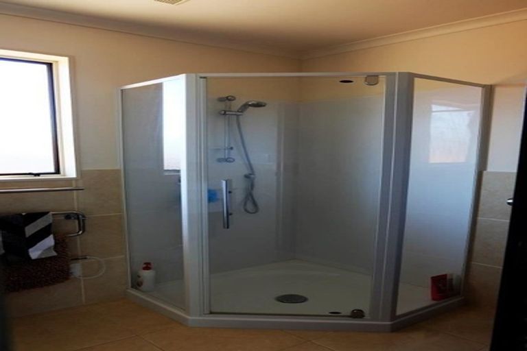 Photo of property in 73 Venice Street, Martinborough, 5711