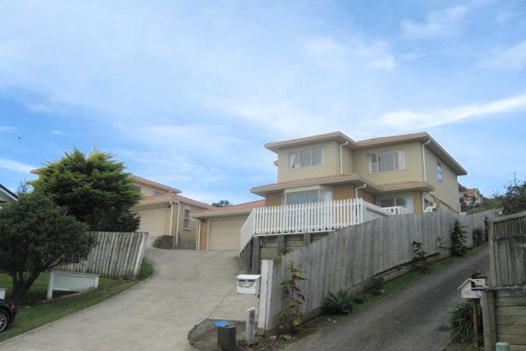 Photo of property in 2/12 Veagh Place, Highland Park, Auckland, 2010