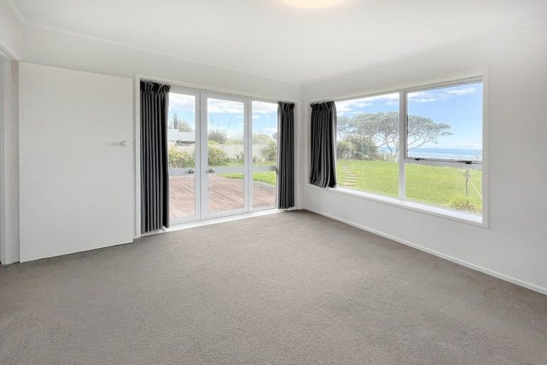 Photo of property in 51 Tiri Road, Manly, Whangaparaoa, 0930
