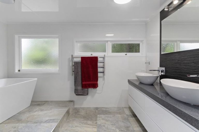 Photo of property in 5 Old Highway, Whakamarama, Tauranga, 3180