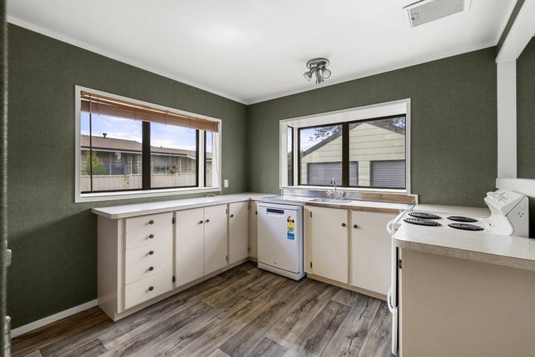 Photo of property in 124 Stanley Avenue, Te Aroha, 3320