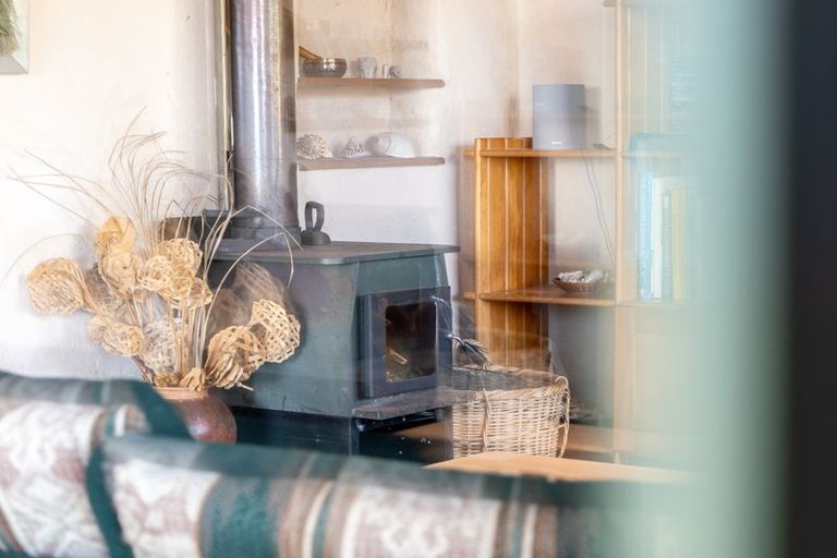 Photo of property in 18 Lichen Grove, Russell, 0272