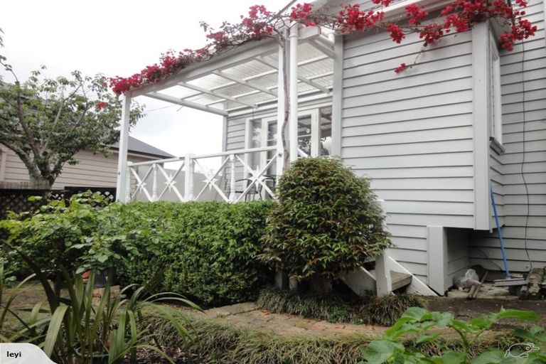 Photo of property in 2 Georgina Street, Freemans Bay, Auckland, 1011