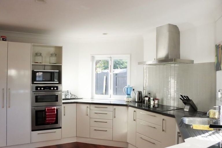 Photo of property in 28 Palm Beach Boulevard, Papamoa Beach, Papamoa, 3118