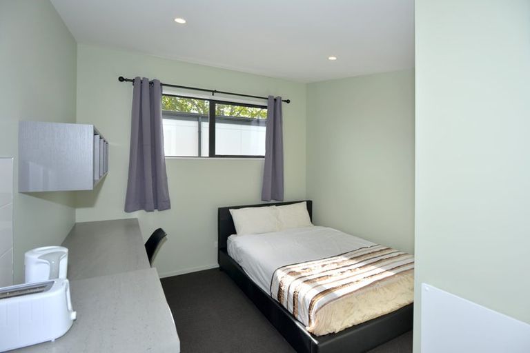 Photo of property in 41c Avonhead Road, Avonhead, Christchurch, 8042