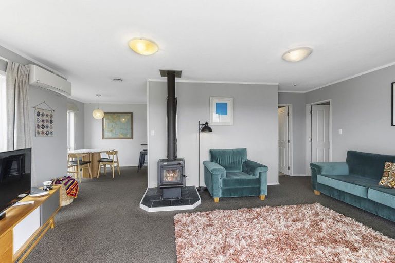 Photo of property in 6 Hindipur Terrace, Broadmeadows, Wellington, 6035