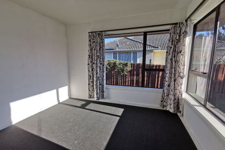Photo of property in 64 Acacia Avenue, Upper Riccarton, Christchurch, 8041