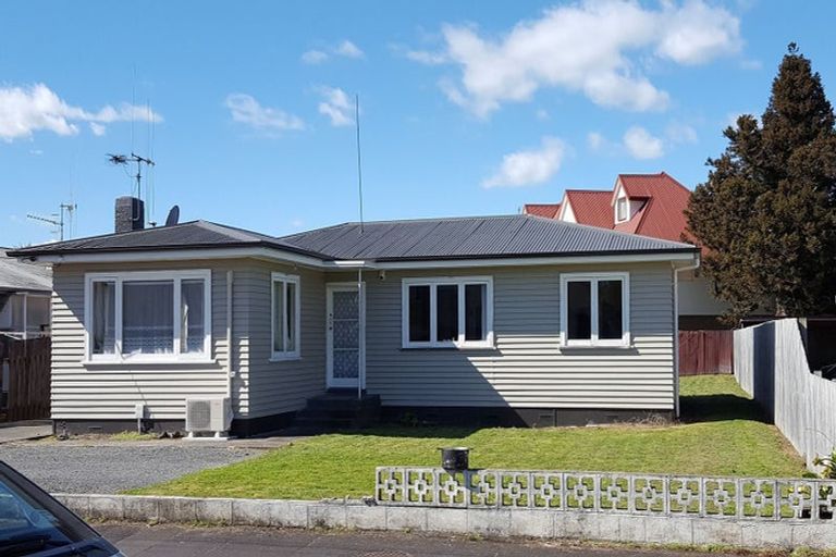 Photo of property in 48 Cameron Road, Hamilton East, Hamilton, 3216