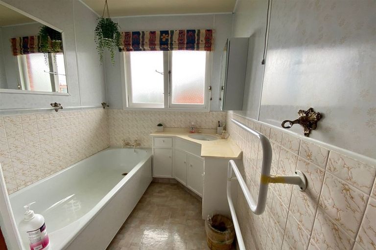 Photo of property in 17 Malcolm Terrace, Balclutha, 9230