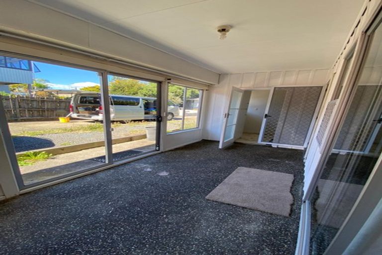 Photo of property in 1/22 Abercrombie Street, Howick, Auckland, 2014