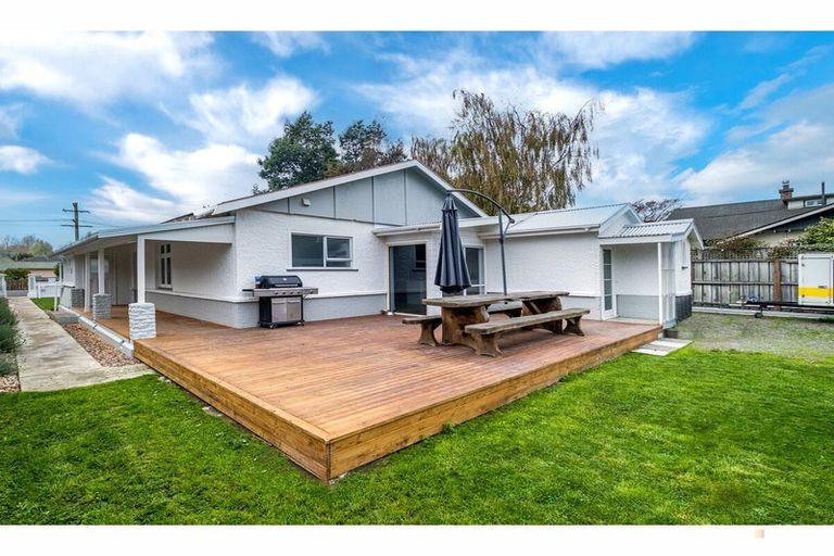 Photo of property in 17 Parsonage Road, Waimate, 7924
