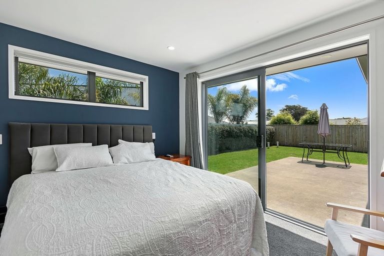 Photo of property in 27 Smith Street, Lepperton, New Plymouth, 4373