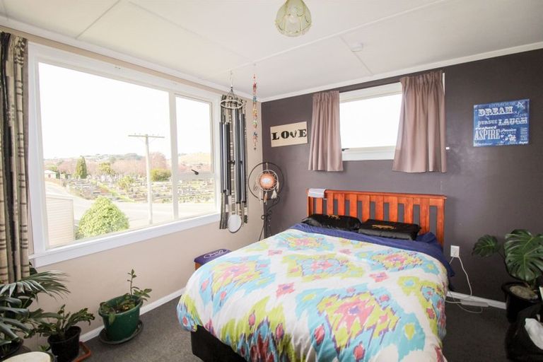 Photo of property in 37 Mersey Street, South Hill, Oamaru, 9400