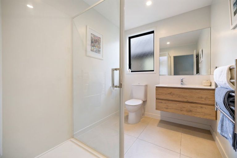 Photo of property in 3 Mulholland Drive, Jacks Point, 9371