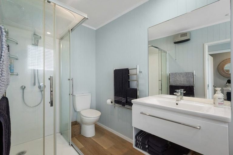 Photo of property in 138 Seaforth Road, Waihi Beach, 3611