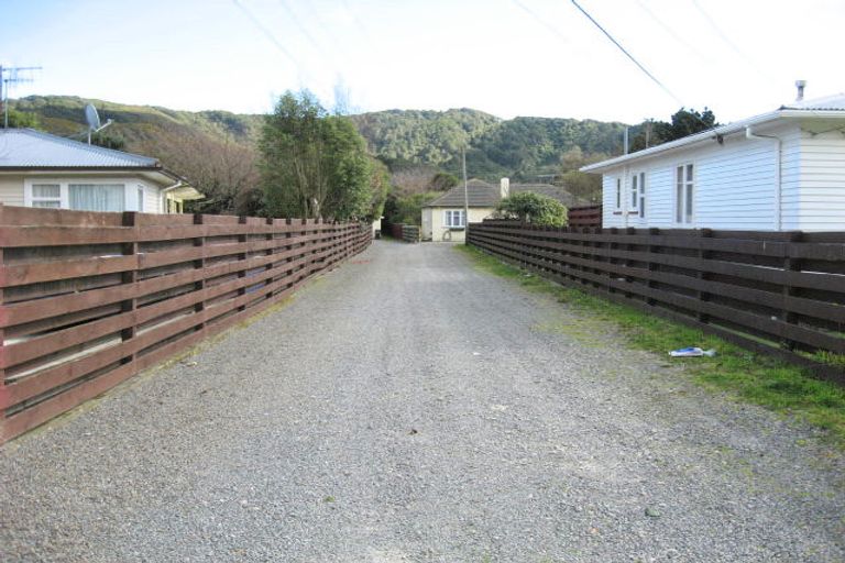 Photo of property in 34 Peel Place, Wainuiomata, Lower Hutt, 5014