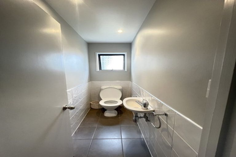 Photo of property in 77 Abberley Crescent, St Albans, Christchurch, 8014