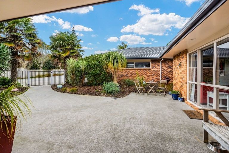 Photo of property in 73 Marsden Point Road, Ruakaka, 0116