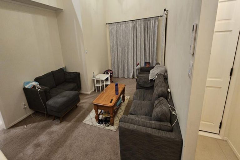 Photo of property in 3/72 Moore Street, Howick, Auckland, 2014