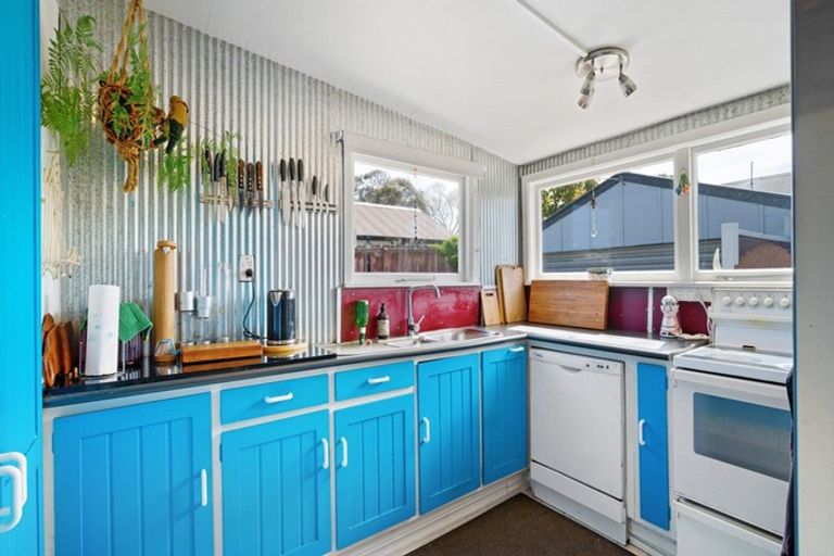 Photo of property in 192 Pacific Road, North New Brighton, Christchurch, 8083