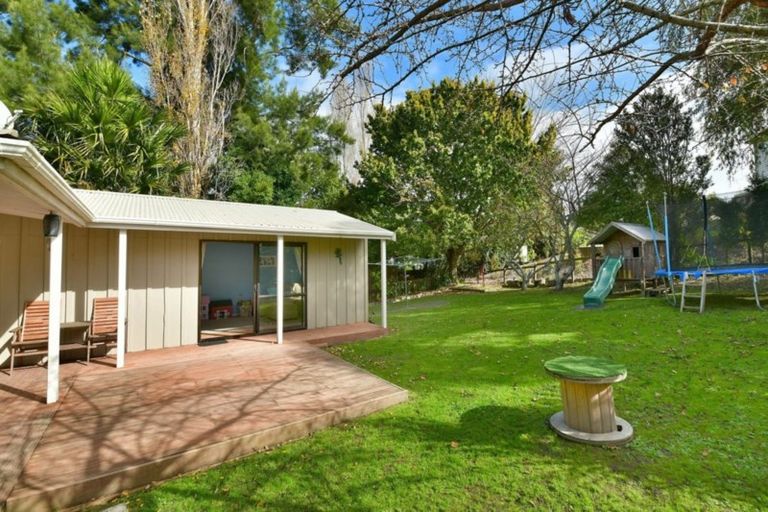 Photo of property in 4 Shadon Place, Stanmore Bay, Whangaparaoa, 0932