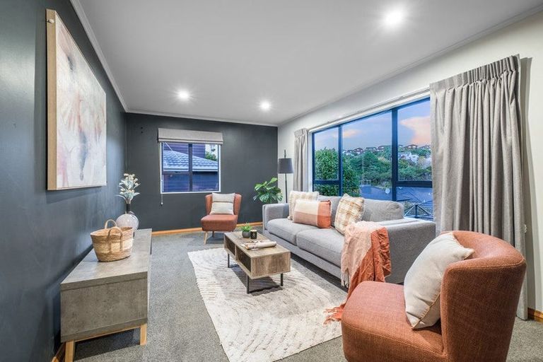 Photo of property in 34 Shackle Lane, Whitby, Porirua, 5024