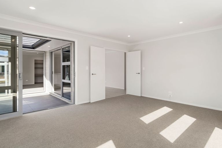 Photo of property in 41 Awataha Crescent, Pyes Pa, Tauranga, 3110