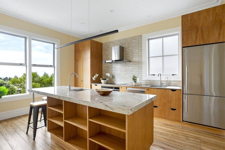 Photo of property in 4 Granville Terrace, Belleknowes, Dunedin, 9011