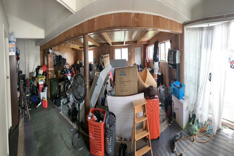 Photo of property in 11 Treviso Place, Clover Park, Auckland, 2023